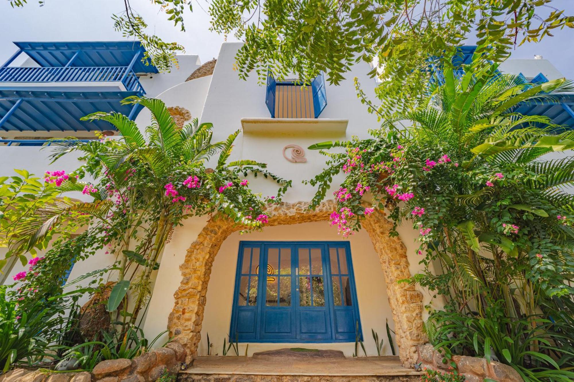 Conch Resort Luxury Private Pool Suites Pondicherry Exterior photo